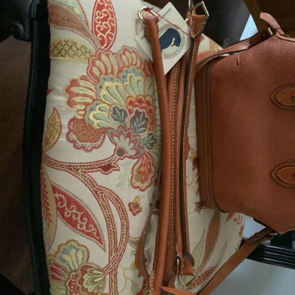 Rare Dooney & Bourke Norfolk pebble grain domed satchel in brown/camel - Picture 5 of 8